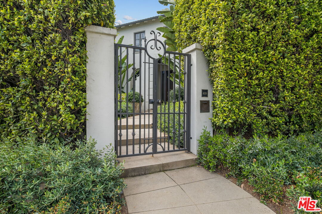 409 S. Highland Avenue