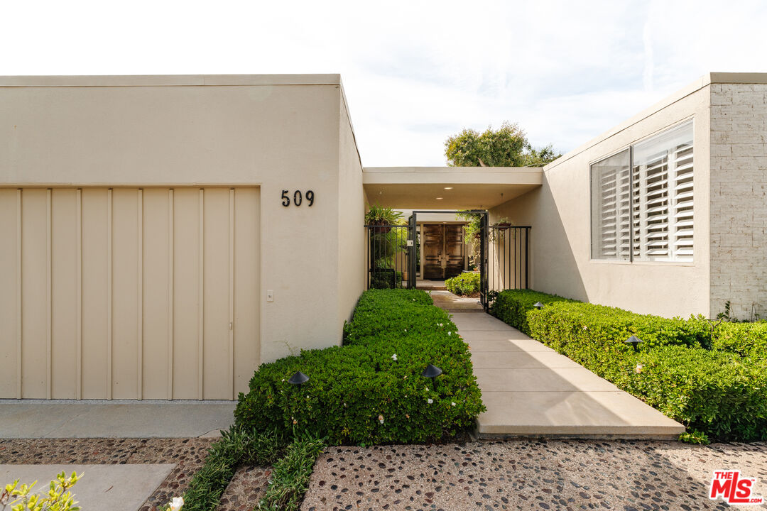 509 N Robinwood Dr
