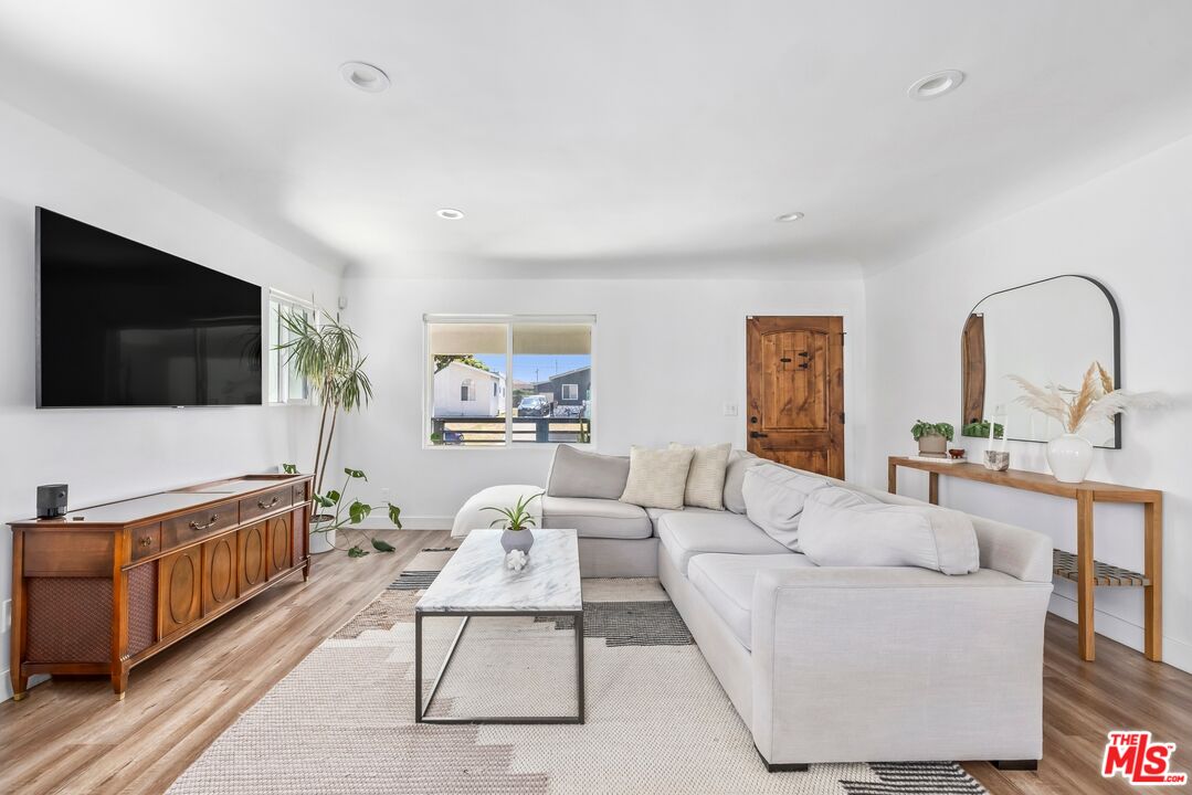 2311 W. 78th Place
