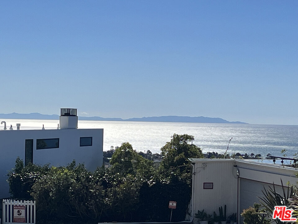 1357 Chautauqua Boulevard