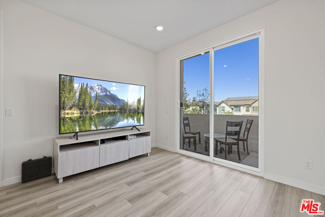 27109 Valley Oak Place