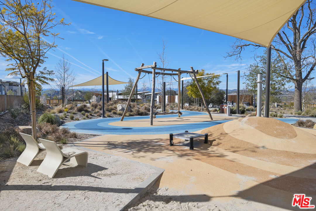 27109 Valley Oak Place