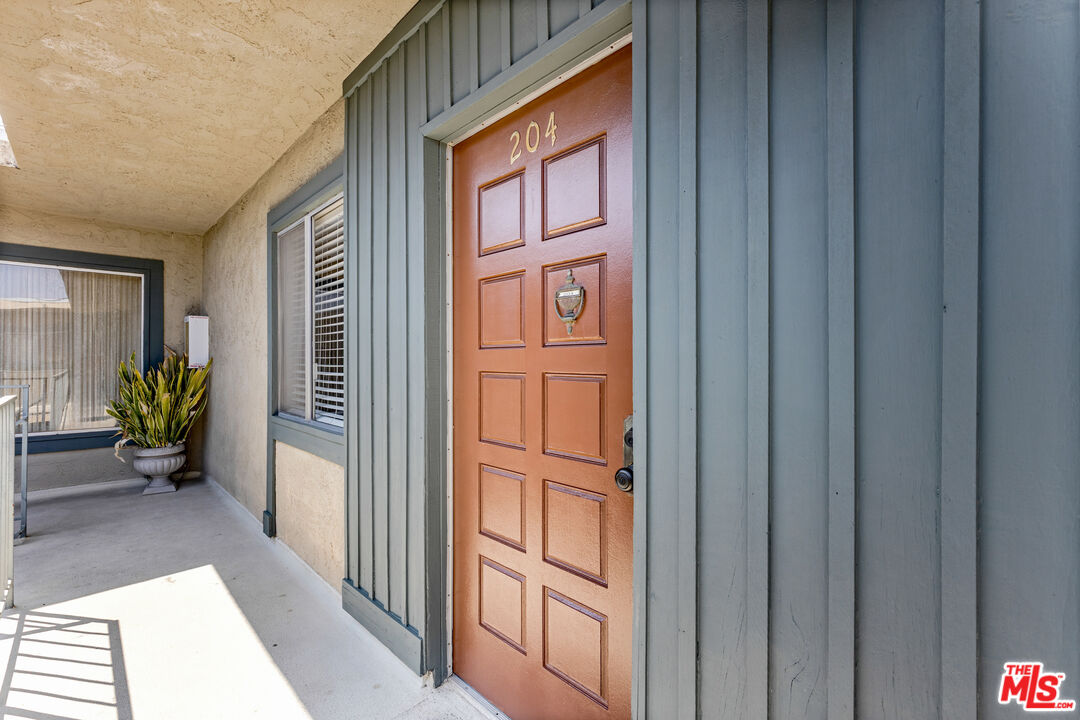 1342 Harvard Street, No. 204