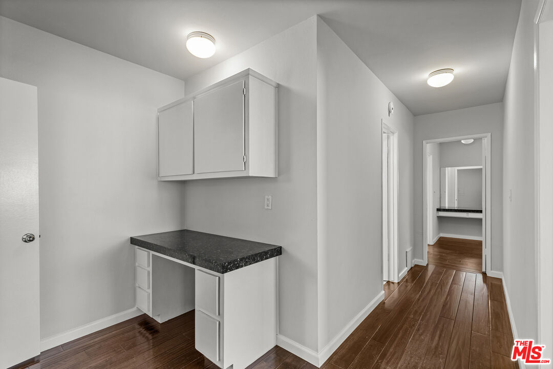 1342 Harvard Street, No. 204