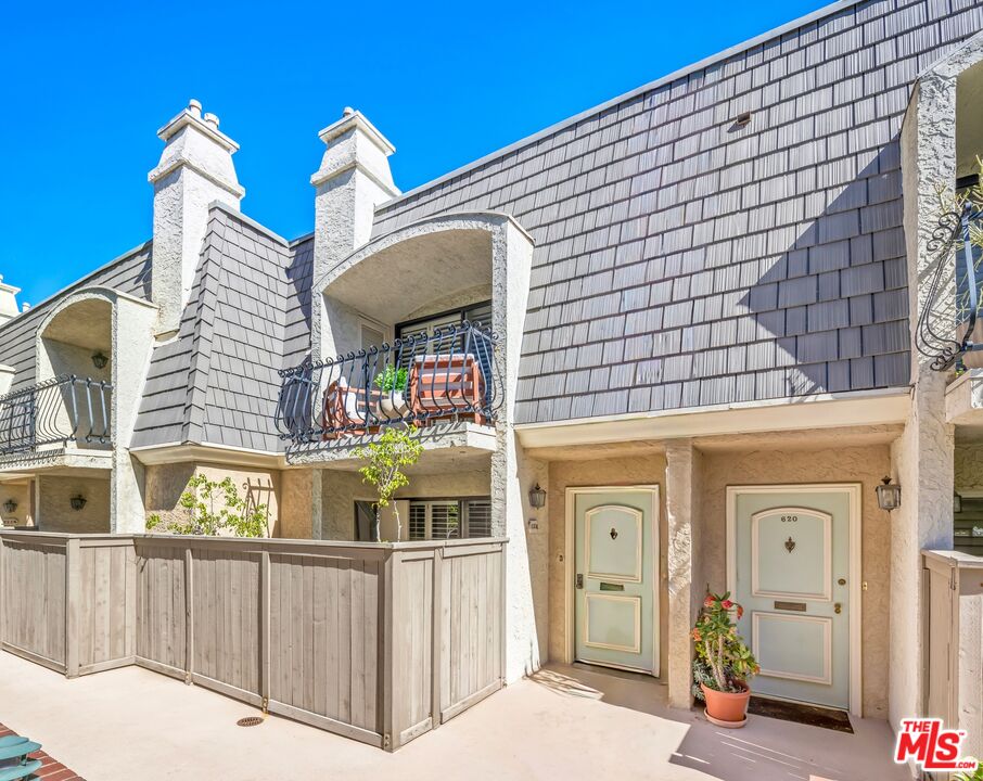 620 Wilcox Ave
