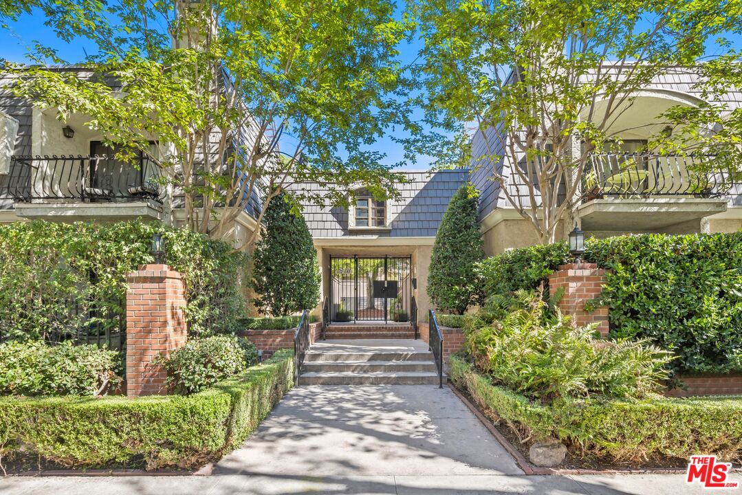 620 Wilcox Ave