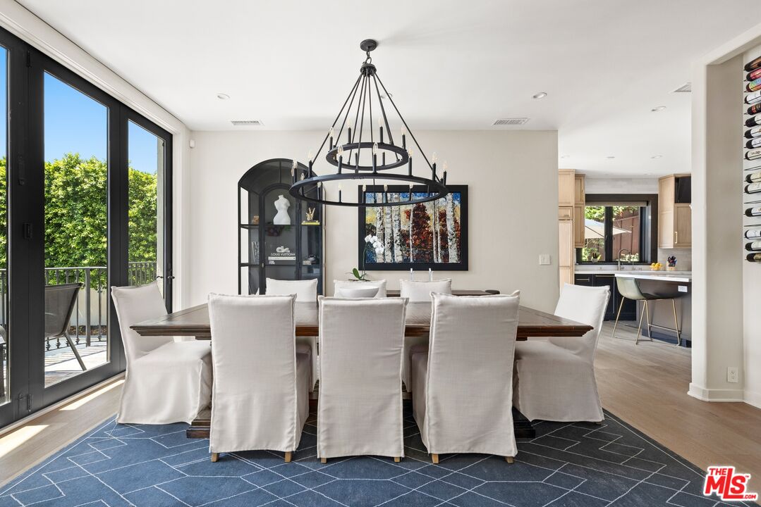 16820 Oak View Drive