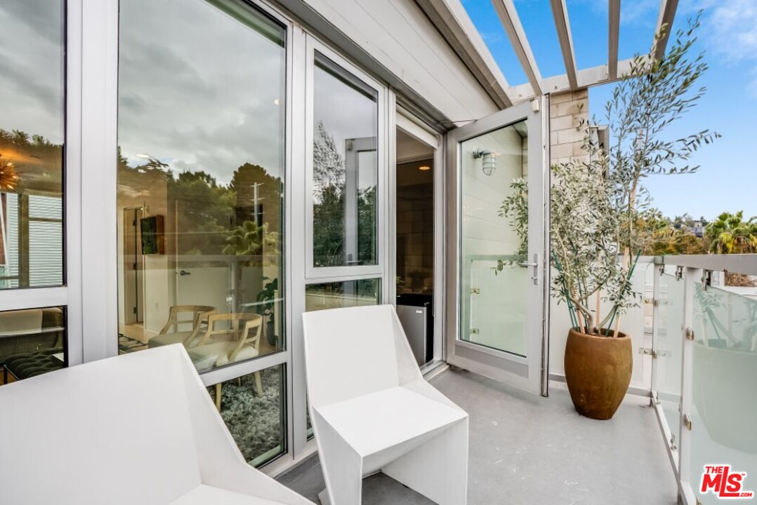 3450 Cahuenga Boulevard, No. 101