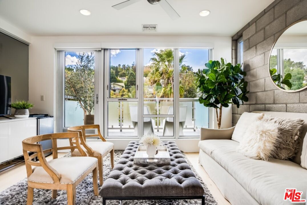 3450 Cahuenga Boulevard, No. 101