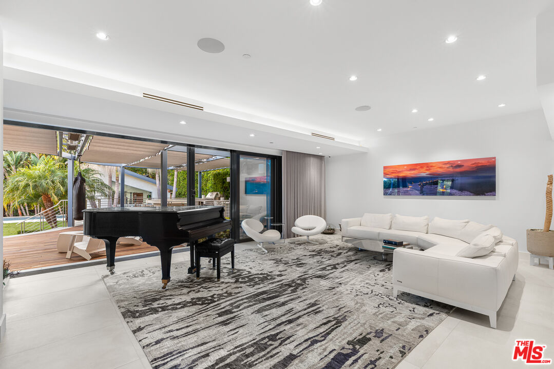 13524 D'Este Drive