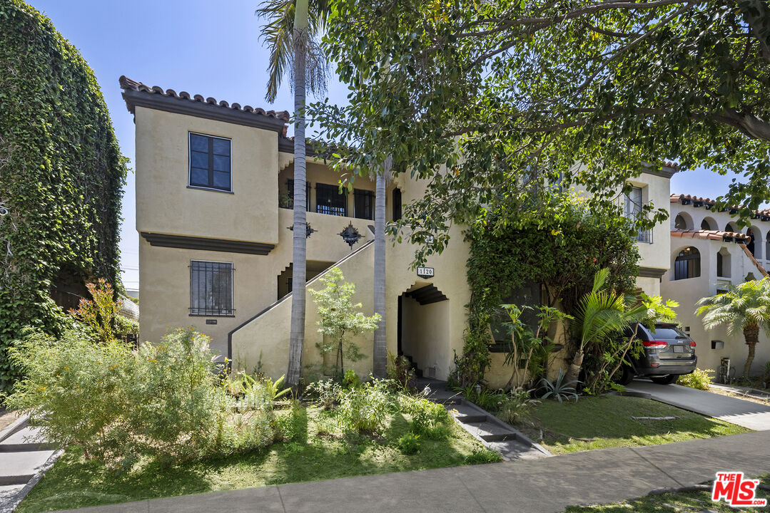 1118 S. Crescent Heights Boulevard