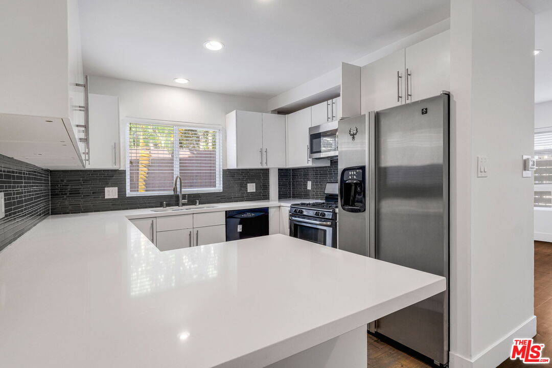 1055 S Bedford ST Unit: 2