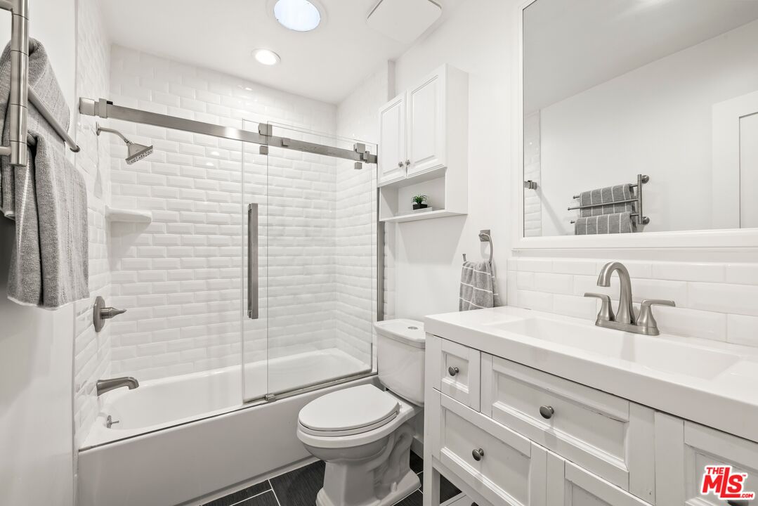 927 Euclid Street, A