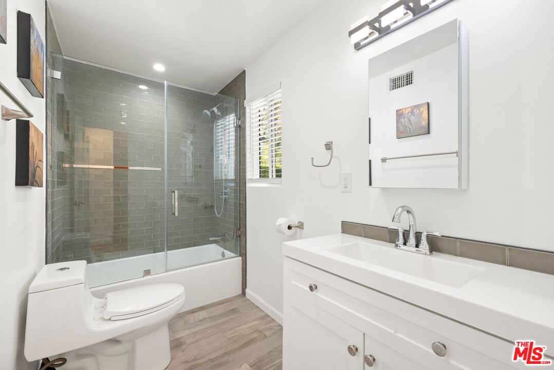 1788 N. Orange Grove Avenue