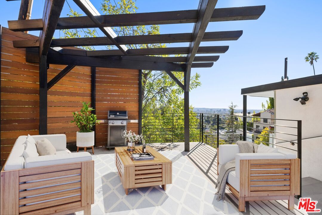 1788 N. Orange Grove Avenue