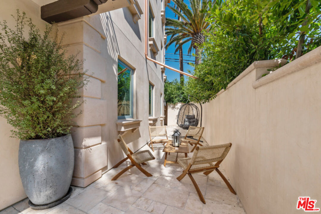 1825 Pandora Avenue, No. 101