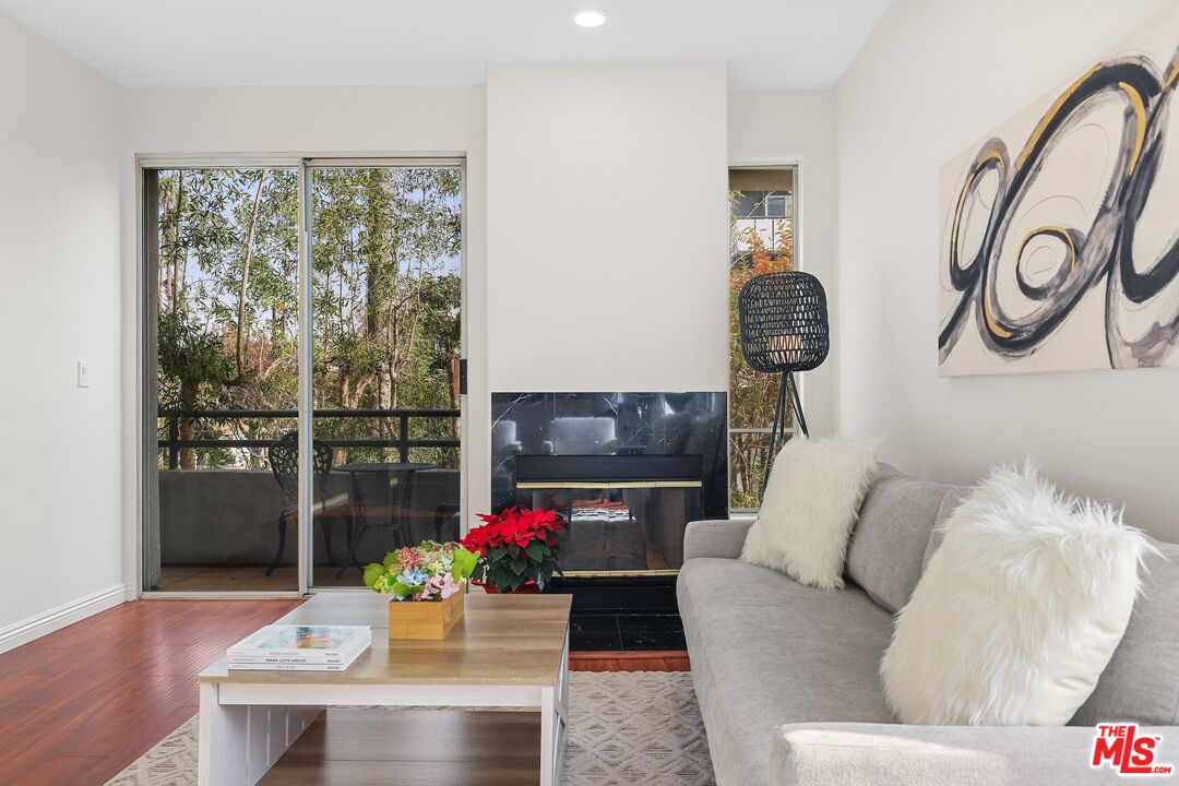 3603 Dunn Dr Unit: 201