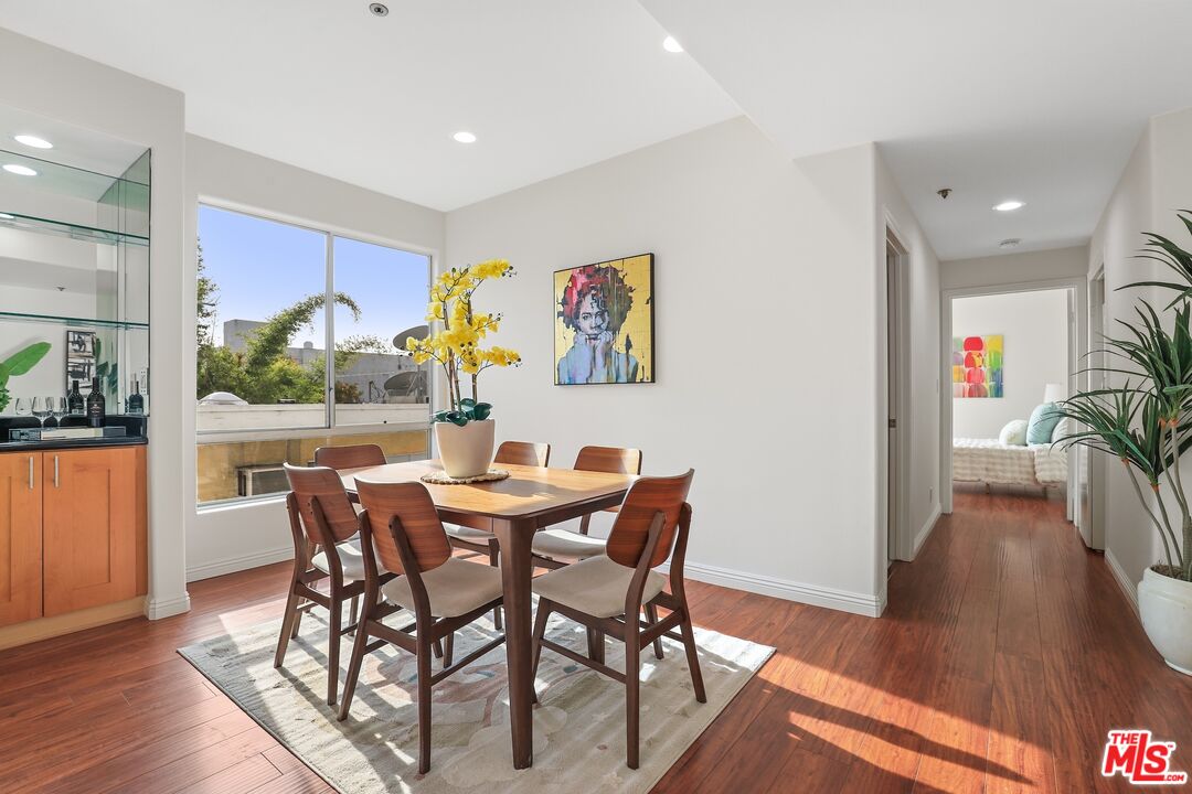 3603 Dunn Dr Unit: 201