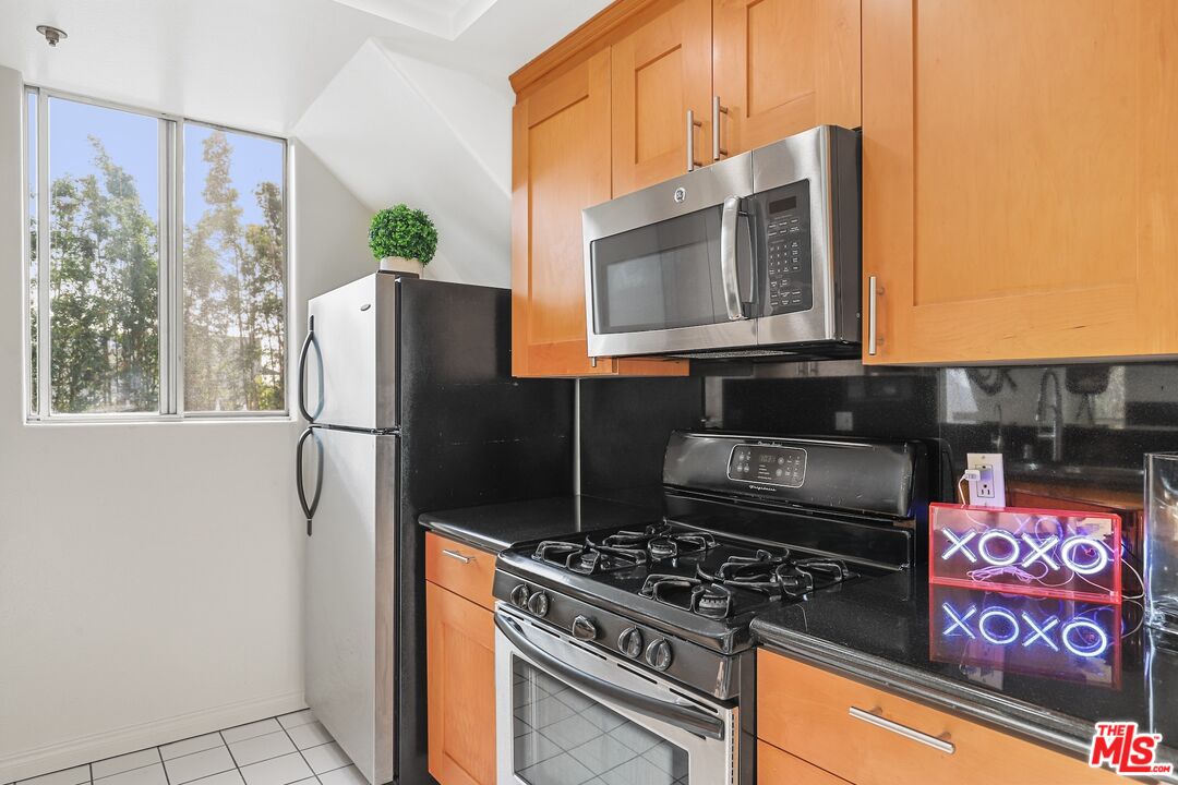 3603 Dunn Dr Unit: 201