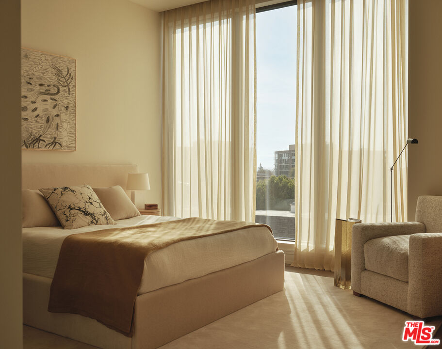 9900 S. Santa Monica Boulevard, Penthouse C