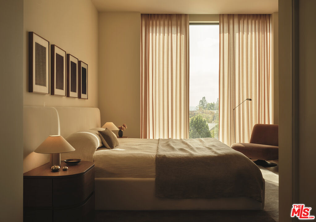 9900 S. Santa Monica Boulevard, Penthouse C