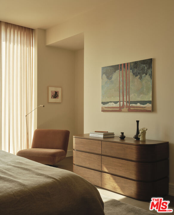 9900 S. Santa Monica Boulevard, Penthouse C
