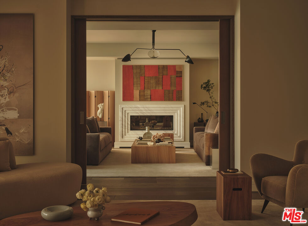 9900 S. Santa Monica Boulevard, Penthouse C
