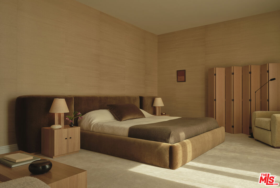 9900 S. Santa Monica Boulevard, Penthouse C