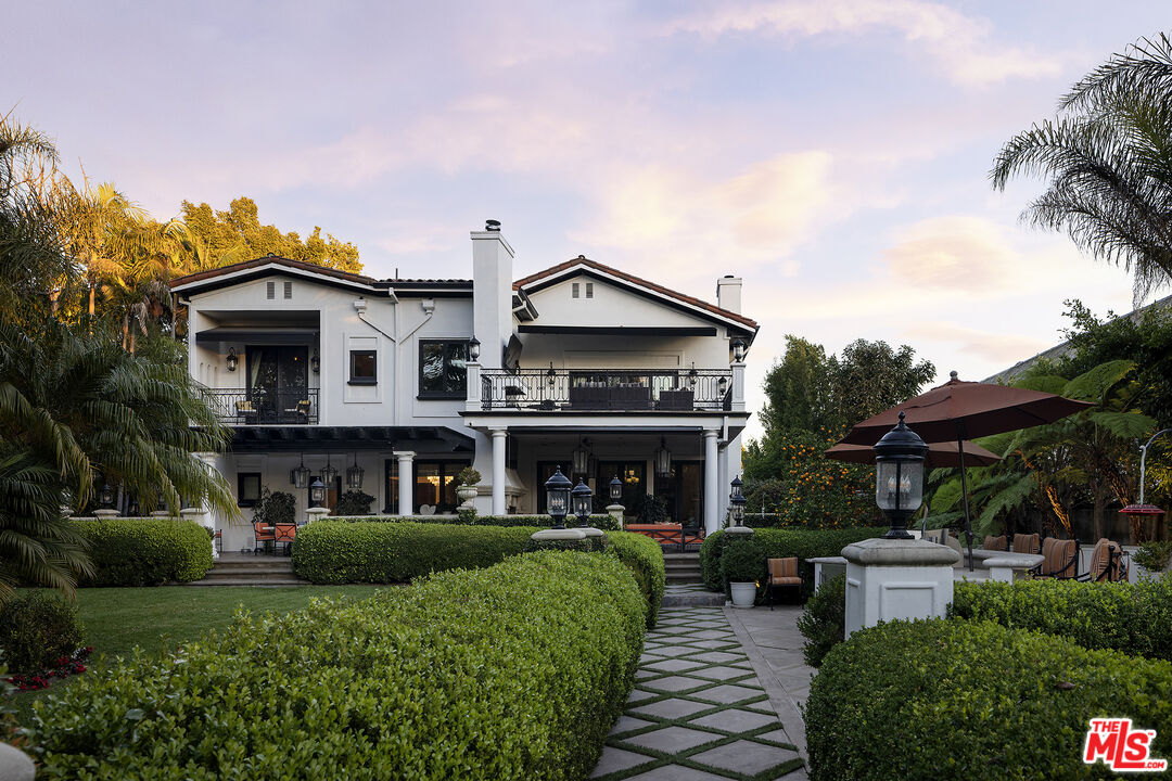 531 S. Rossmore Avenue