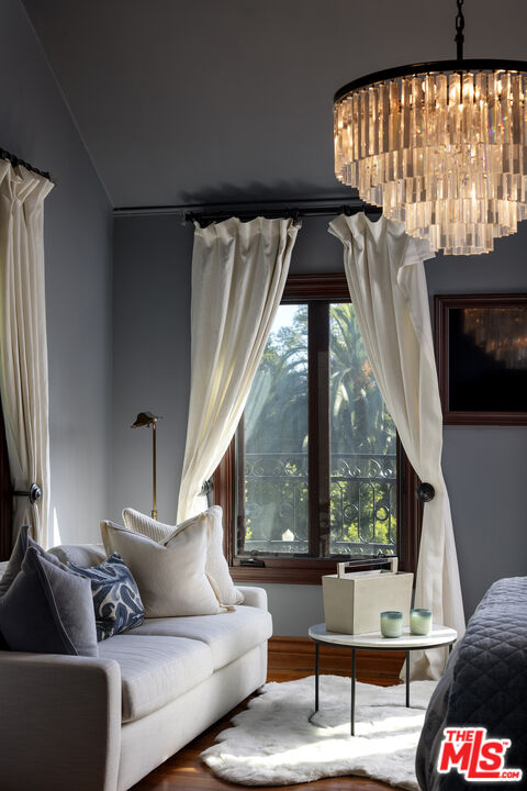 531 S. Rossmore Avenue