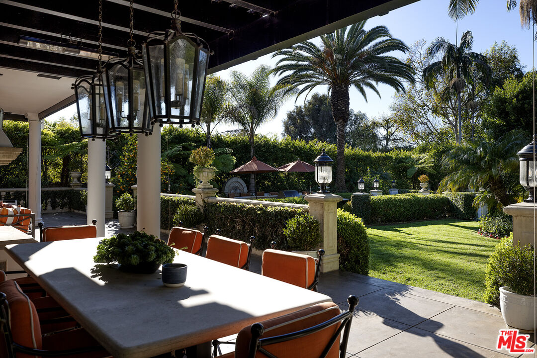 531 S. Rossmore Avenue