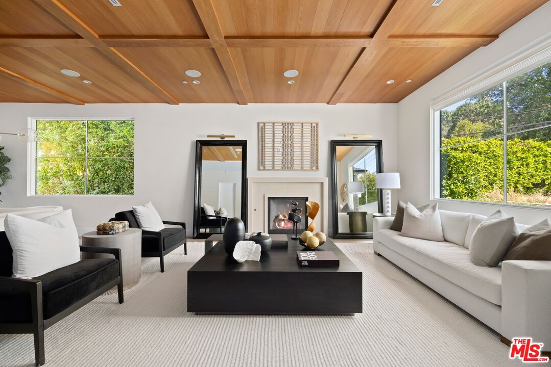 15125 Valley Vista Blvd