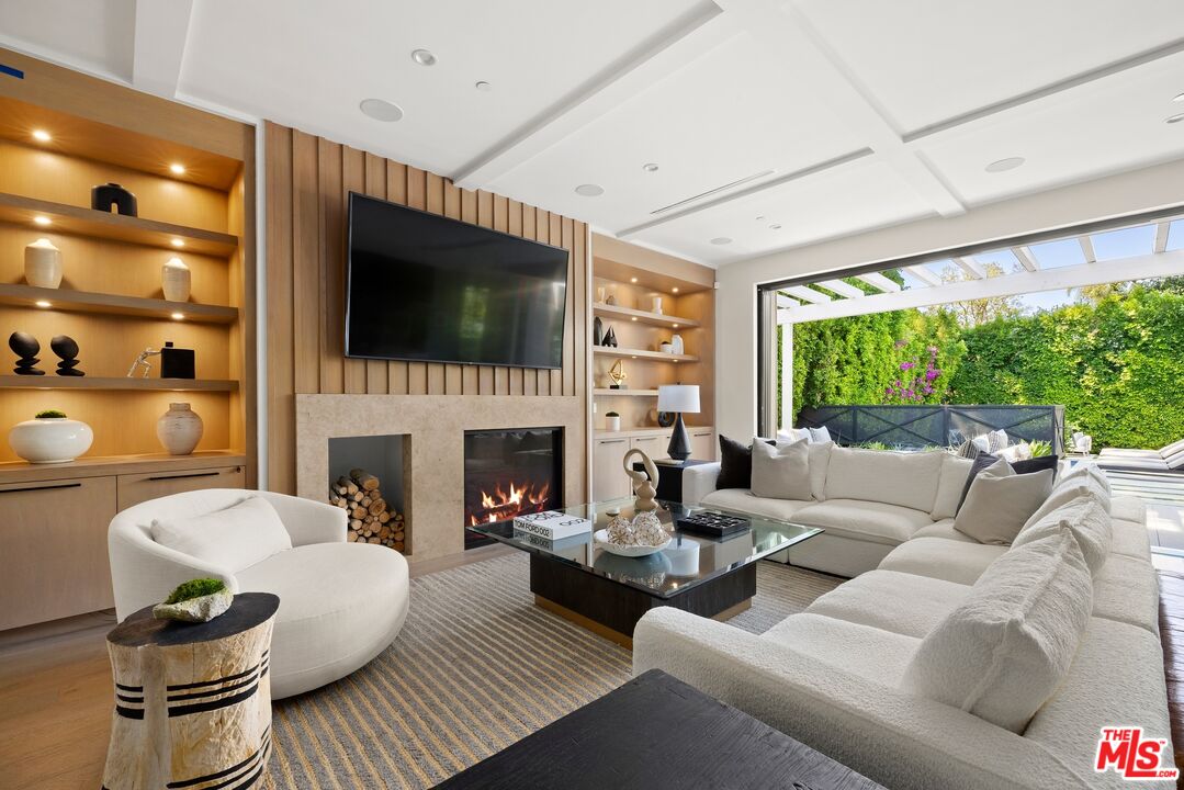 15125 Valley Vista Blvd