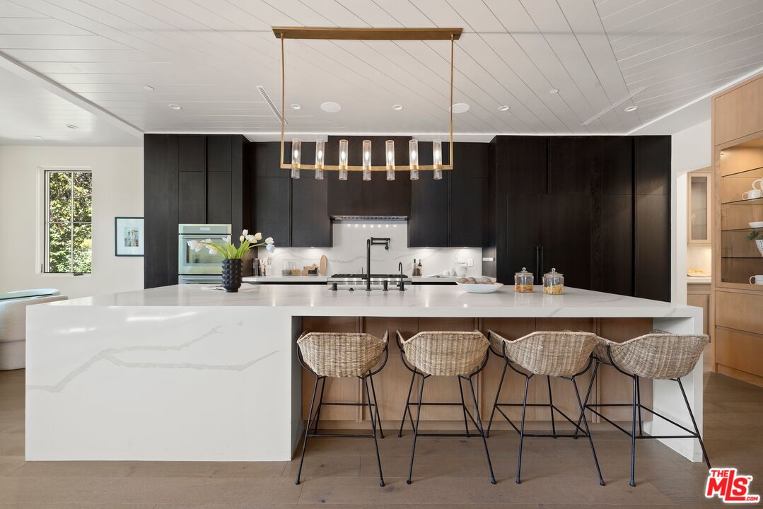 15125 Valley Vista Blvd