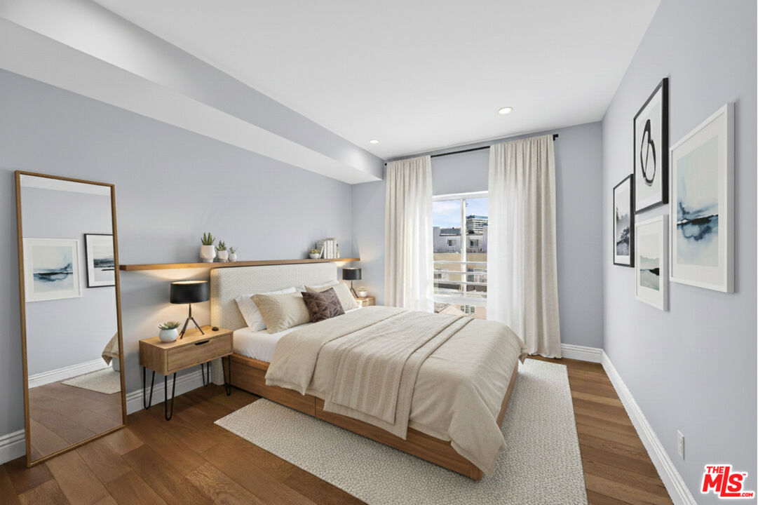 2939 Leeward Ave Unit: 403