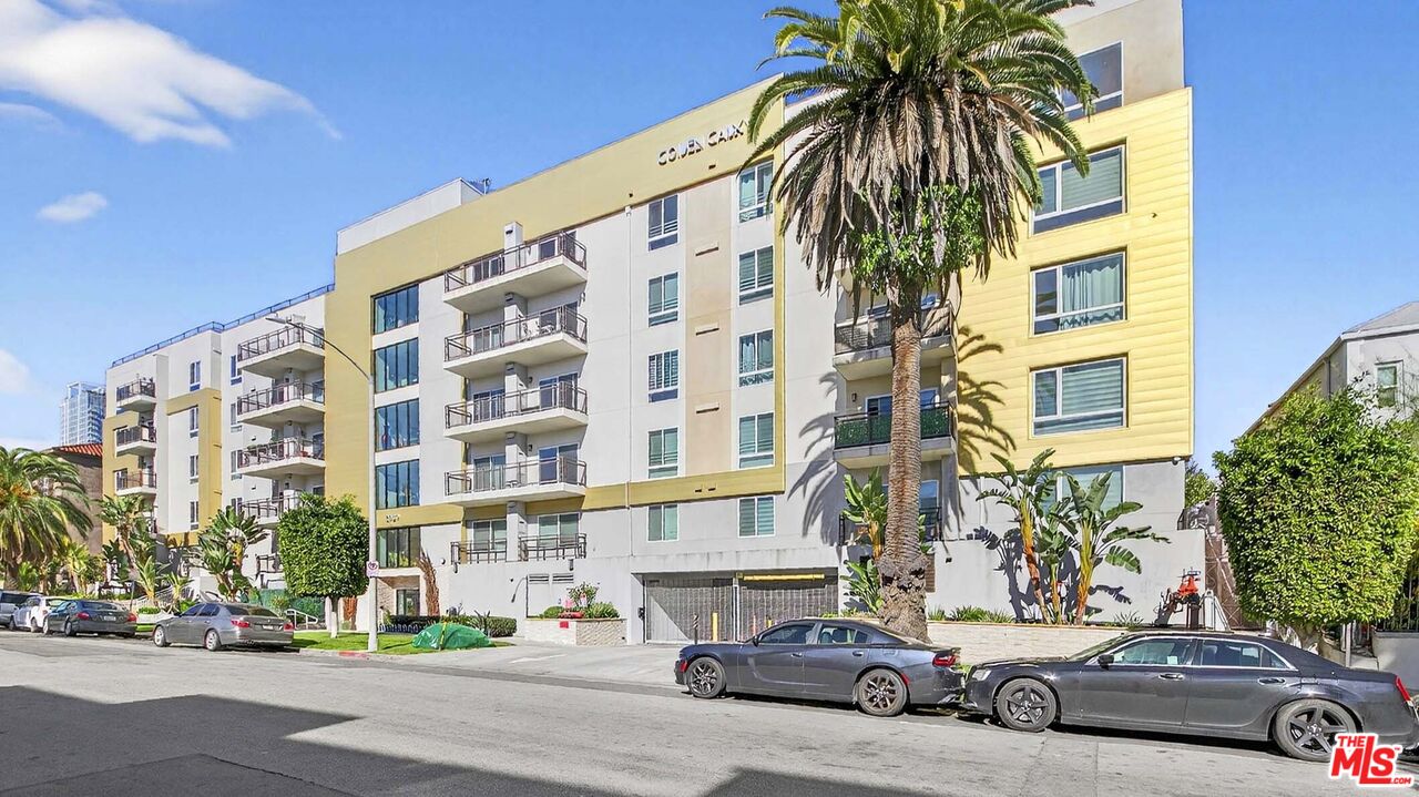 2939 Leeward Ave Unit: 403