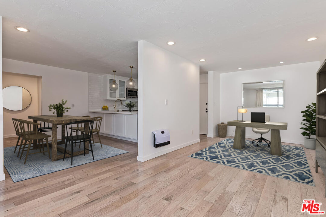 11645 Montana Ave Unit: 223