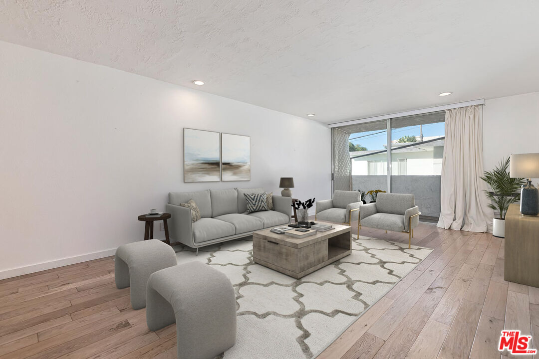 11645 Montana Ave Unit: 223