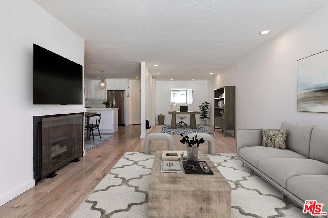 11645 Montana Ave Unit: 223