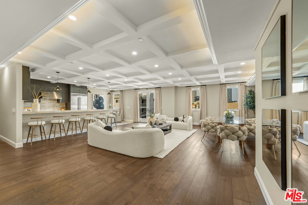 1825 Pandora Ave Unit: 201