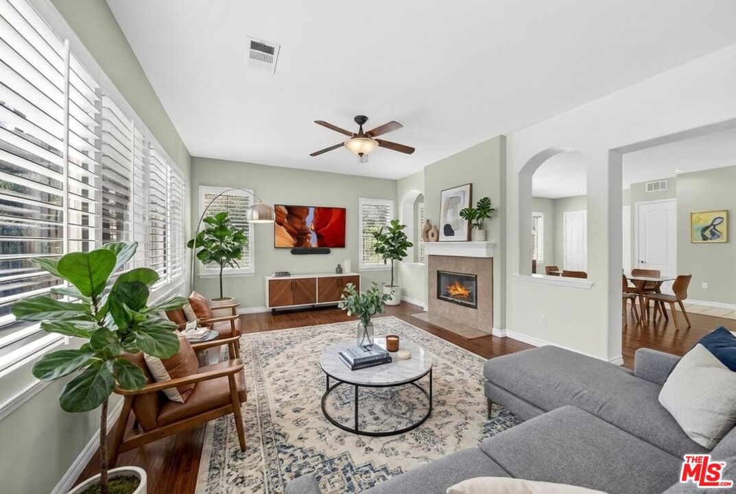 28346 Linda Vista St