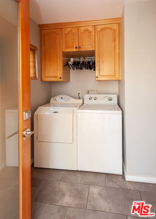 5226 College View Ave