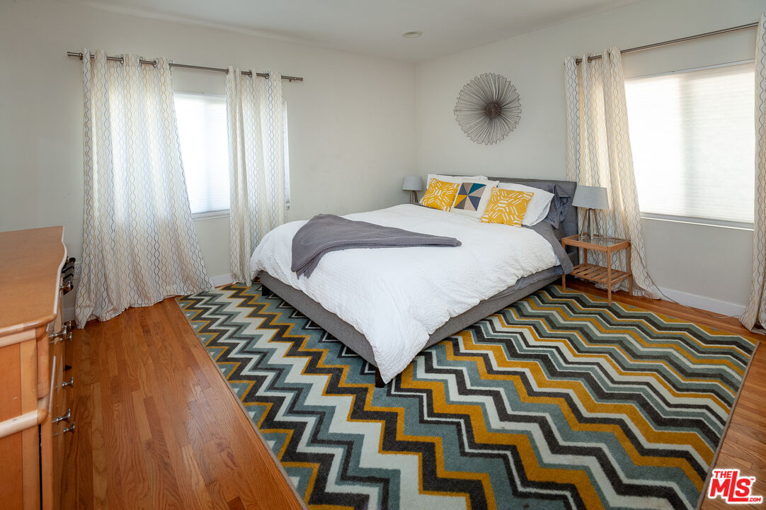 5226 College View Ave