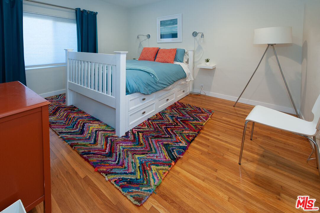 5226 College View Ave