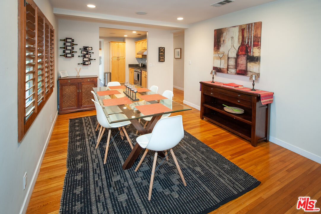 5226 College View Ave