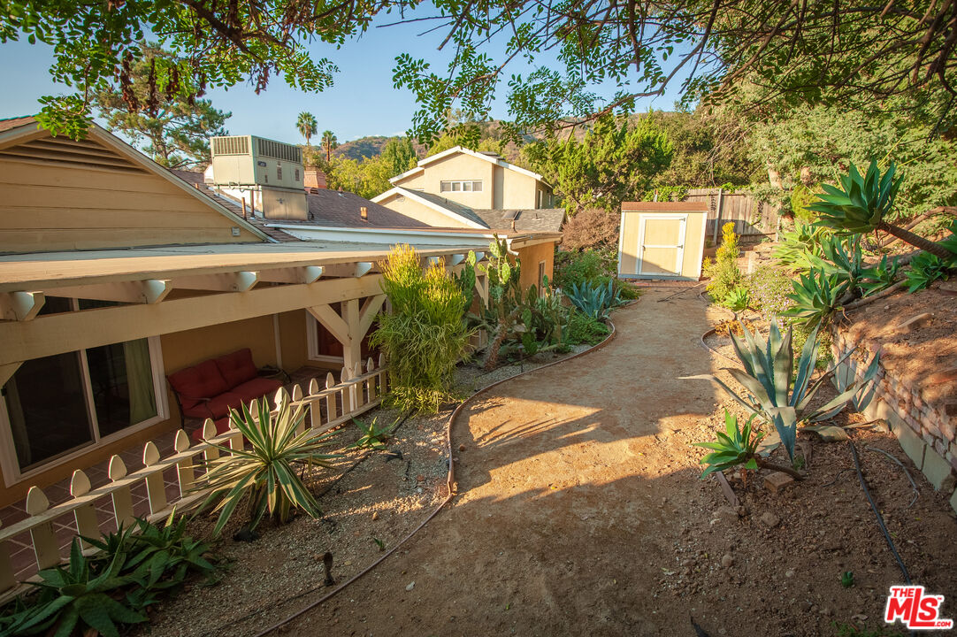 5226 College View Ave