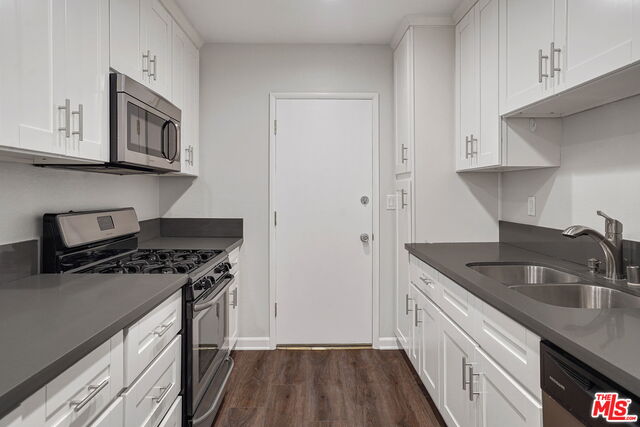 1006 Havenhurst Unit: 4