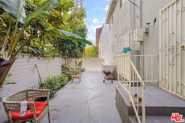 1006 Havenhurst Unit: 4