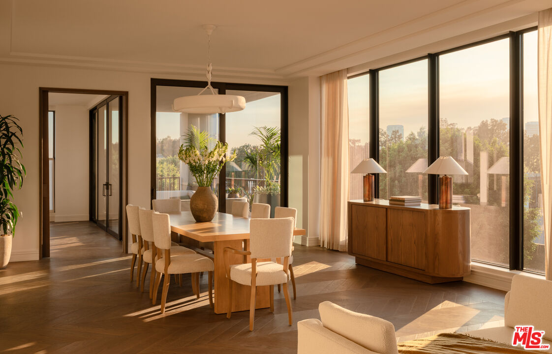 9900 S Santa Monica Blvd Unit: PHE