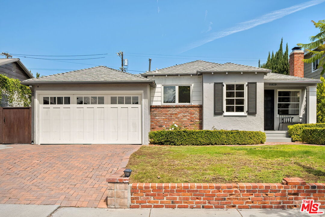11829 Pacific Ave